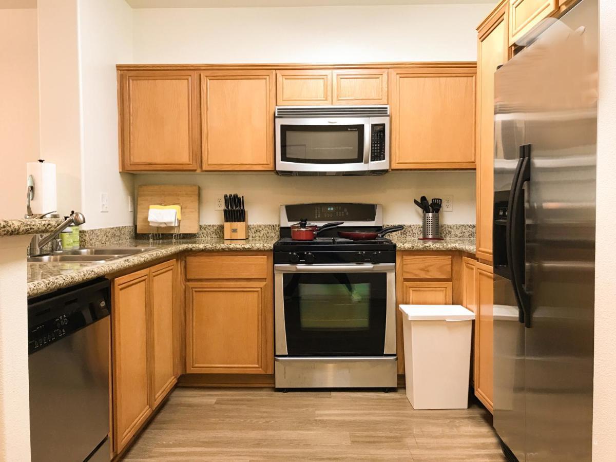 Perfect Apt Near Ucla W Parking Gym Pool Wifi In Westwood B3 로스앤젤레스 외부 사진